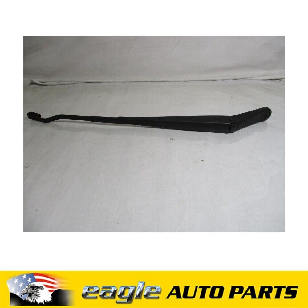 Genuine SAAB 9000 1992 - 1993  R/H Windscreen Wiper Arm  # 4095642