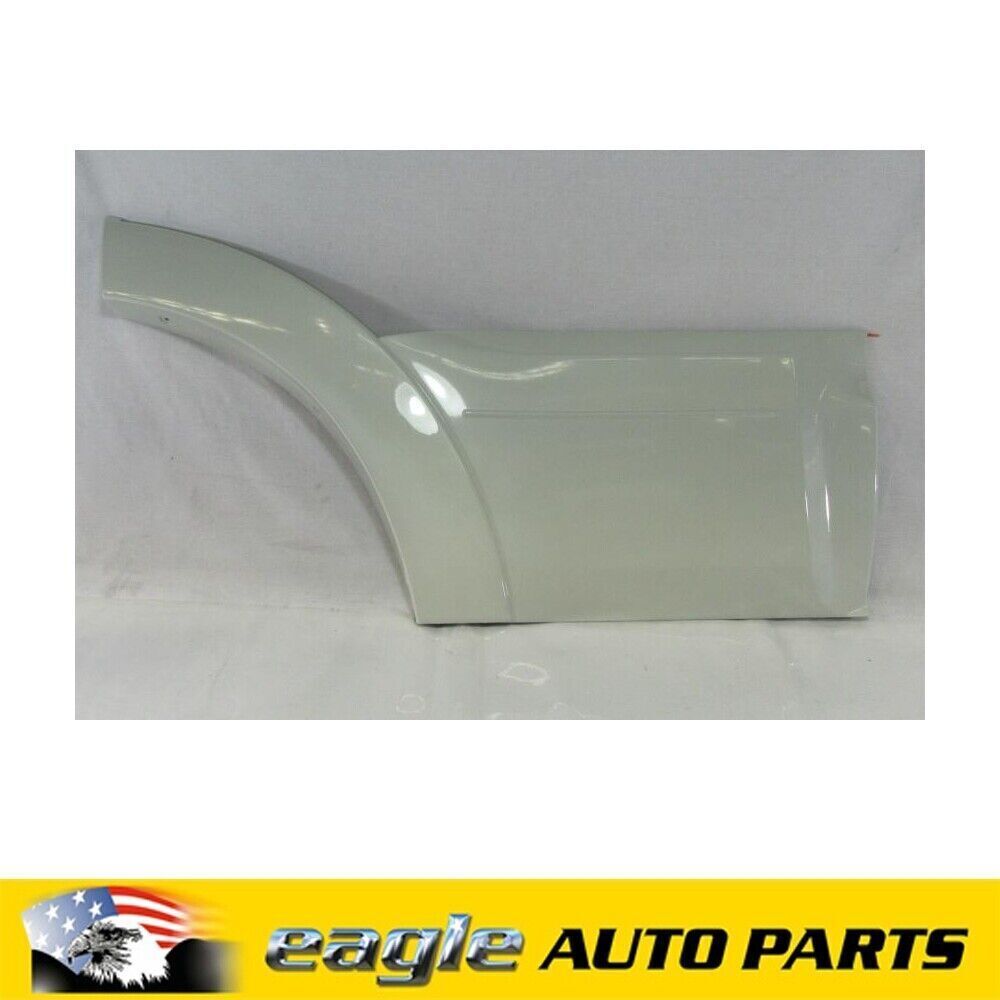 MITSUBISHI NS PAJERO VR-X LWB RIGHT HAND REAR DOOR GARNISH WHITE 2006 - 2008