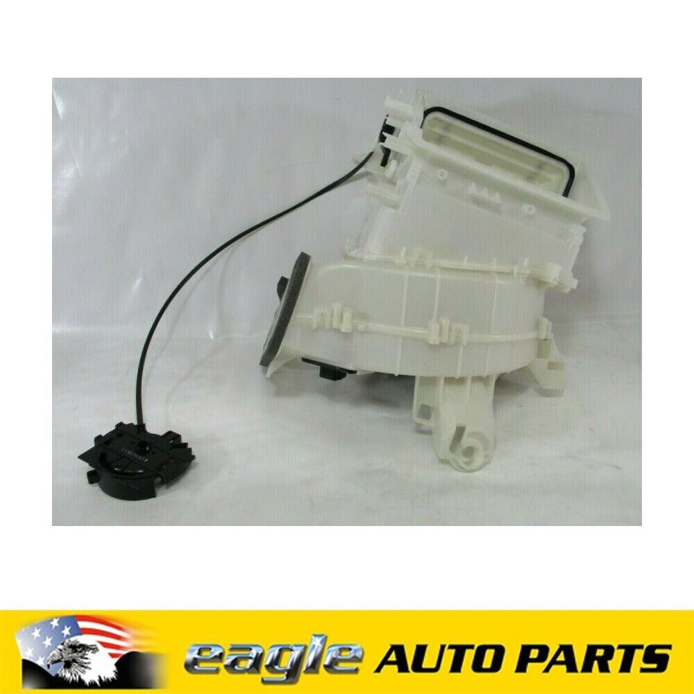 BLOWER MOTOR ASSEMBLY TO SUIT TOYOTA HIACE  OE # 8713026110