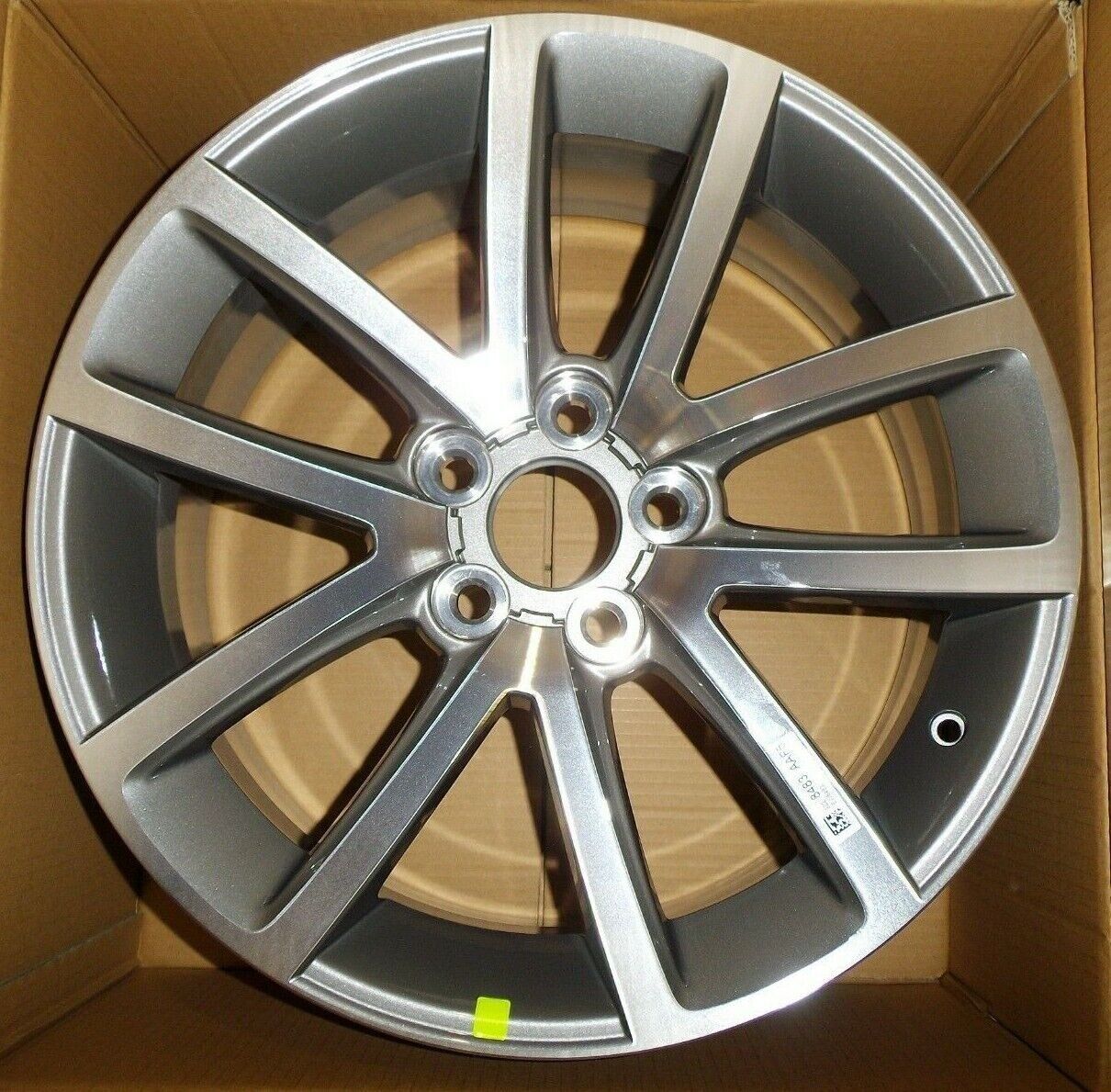 Holden Commodore VE SSV 19" x 8" Mag Wheel Warm Grey 2011 - 2012 Genuine GM