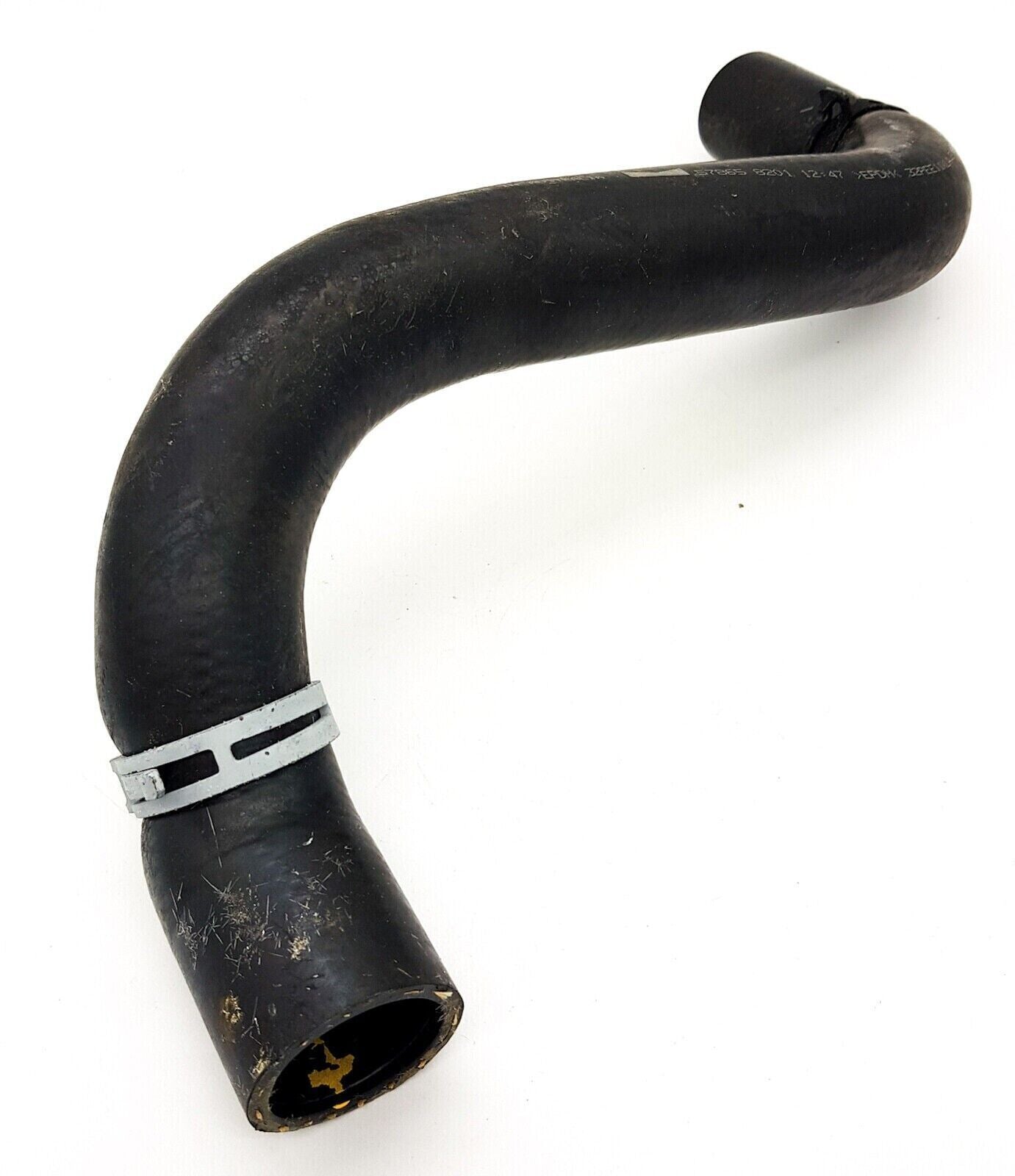 Holden VF Commodore V8 Lower Radiator Hose Genuine GM 92261483