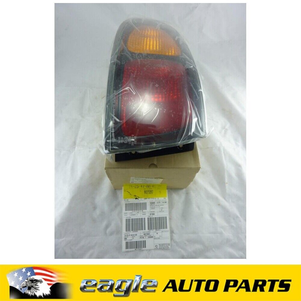 DAEWOO LANOS 99 - 03 LEFT HAND REAR TAIL LIGHT ASSEMBLY NOS # 96275897